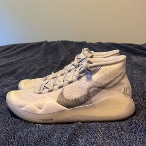 Men’s Nike KD 12 white wolf grey shoes